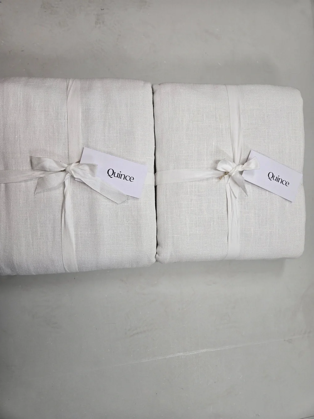 Quince white 48x84 nwt